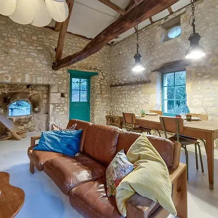 Charmante Maison Avec Piscine *